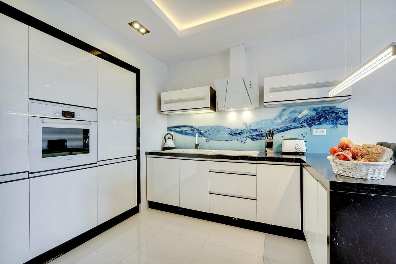 דירות גדנסק Apartament Amber Centrum Z Basenem מראה חיצוני תמונה